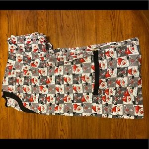 4X Santa scrub top